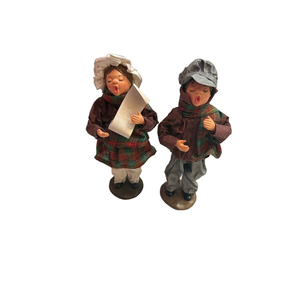 Vintage Hecht's Paper Mache, Christmas Carolers Set of 2